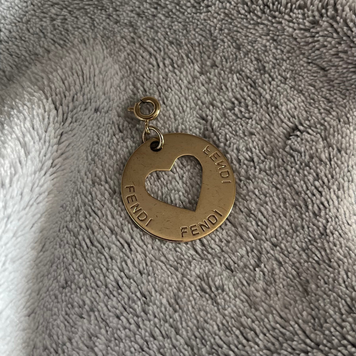 CIONDOLO FENDI IDENTIFICATION - CUORE